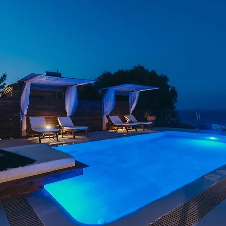 Emerald & - The Finest Of The World Willa Ajos Nikolaos