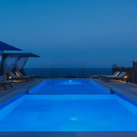 Willa Emerald & - The Finest Of The World Ajos Nikolaos