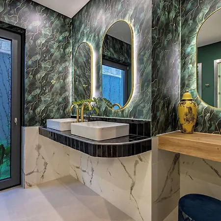 Emerald & - The Finest Of The World Villa *