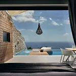 Emerald & - The Finest Of The World * Ajos Nikolaos